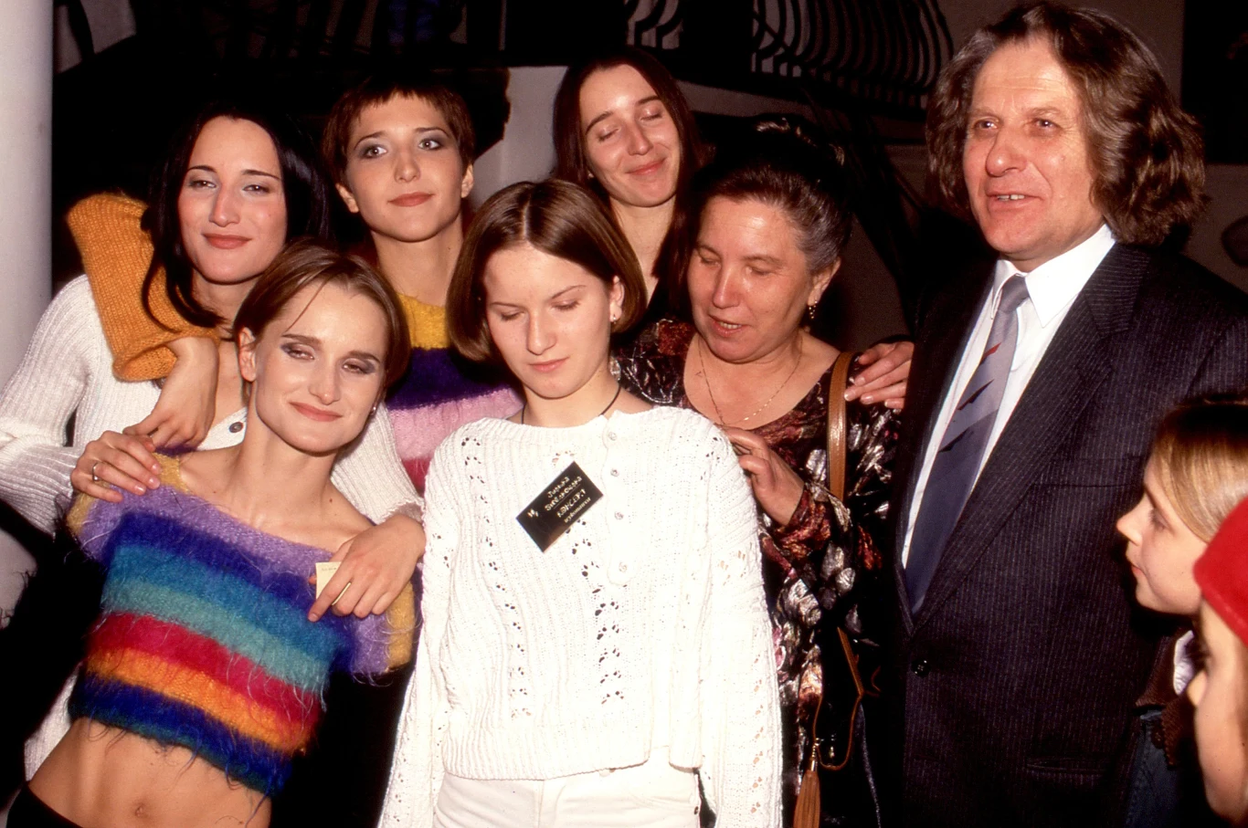 Rodzina Steczkowskich. Od lewej: Justyna, Krystyna, Magda, Cecylia, Agata i rodzice: Danuta Steczkowska i Stanisław Steczkowski Rodzina Steczkowskich. Od lewej: Justyna, Krystyna, Magda, Cecylia, Agata i rodzice: Danuta Steczkowska i Stanisław Steczkowski