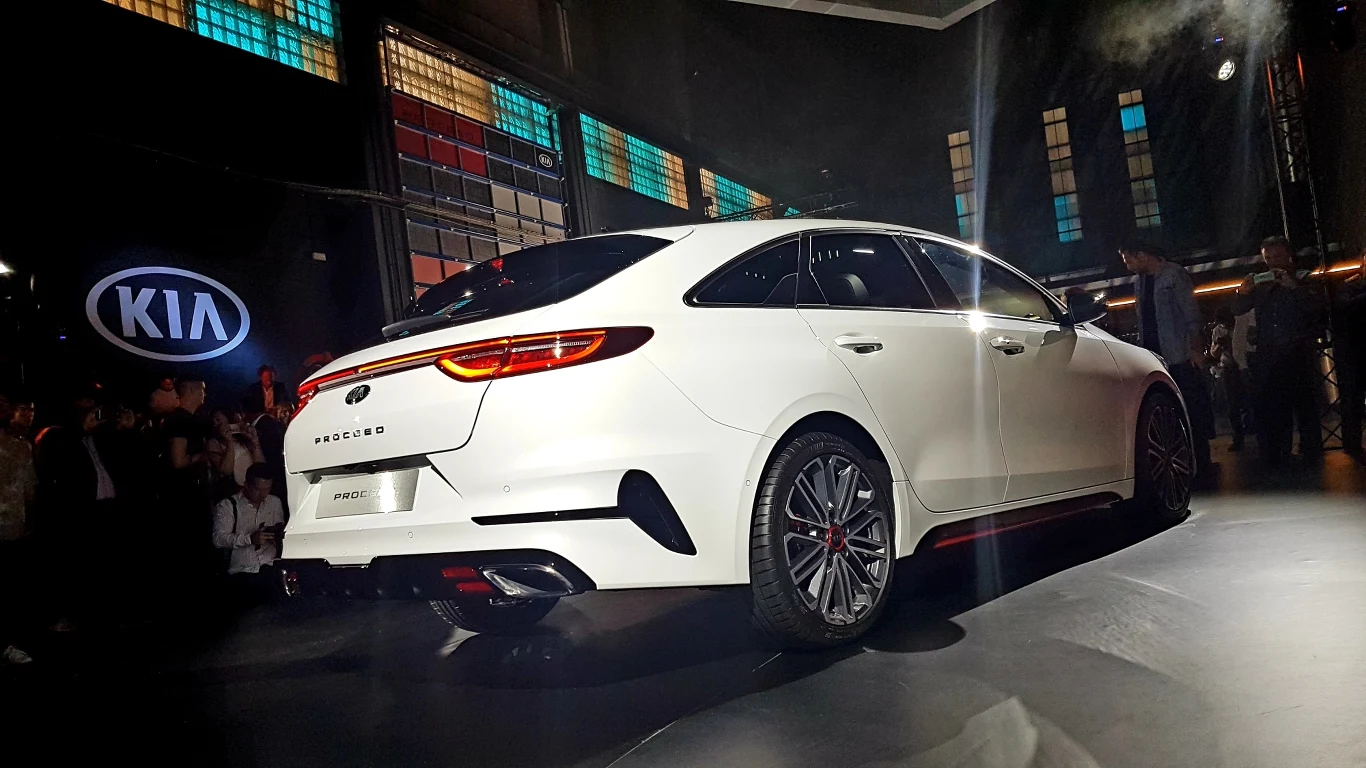 Kia ProCeed Kia ProCeed