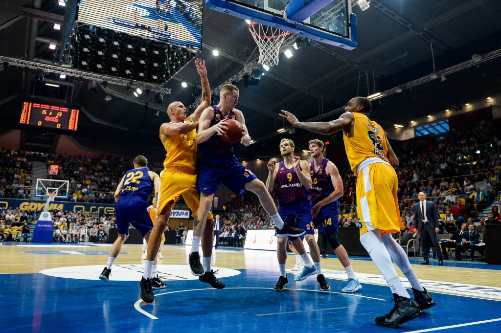 Arka Gdynia - FC Barcelona Lassa