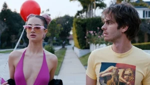 Kadr z filmu "Tajemnice Silver Lake"