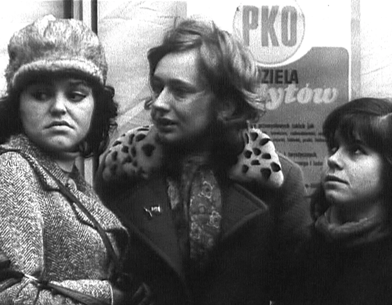 Ewa Pielach, Ewa Szykulska i Regina Regulska w filmie "Dziewczyny do wzięcia" (1972) Ewa Pielach, Ewa Szykulska i Regina Regulska w filmie "Dziewczyny do wzięcia" (1972)
