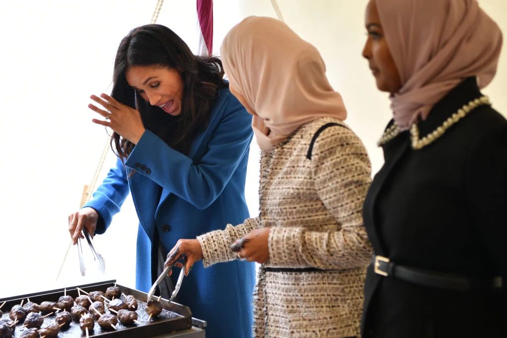 Meghan Markle z członkiniami The Hubb Community Kitchen 