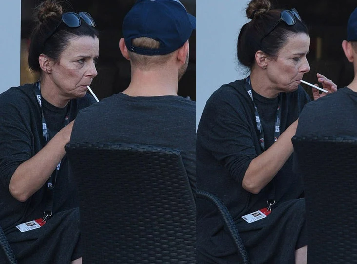 Agata Kulesza w obiektywie paparazzich na festiwalu w Gdyni Agata Kulesza w obiektywie paparazzich na festiwalu w Gdyni