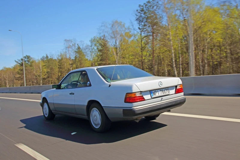 Mercedes C124 (1987-1996)