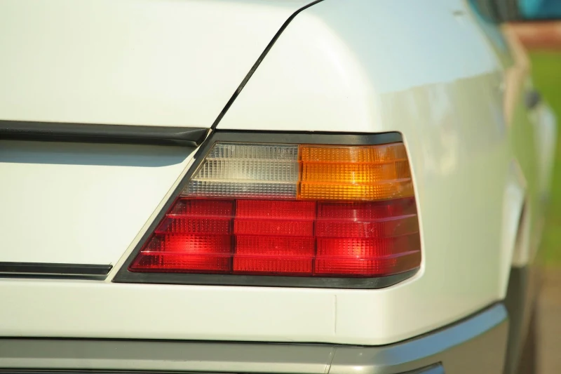 Mercedes C124 (1987-1996)