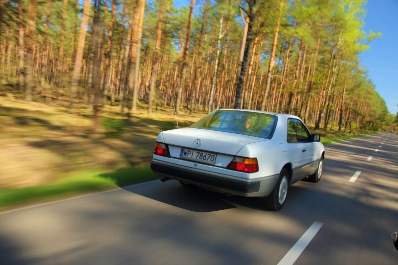 Mercedes C124 (1987-1996)