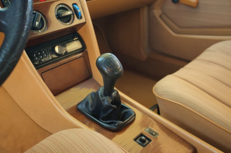 Mercedes C124 (1987-1996)