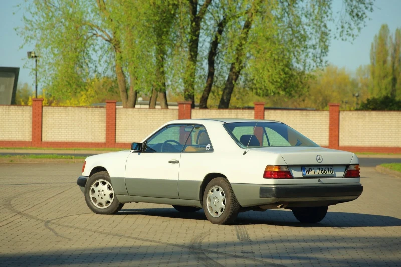 Mercedes C124 (1987-1996)