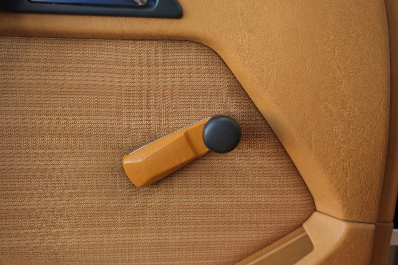 Mercedes C124 (1987-1996)