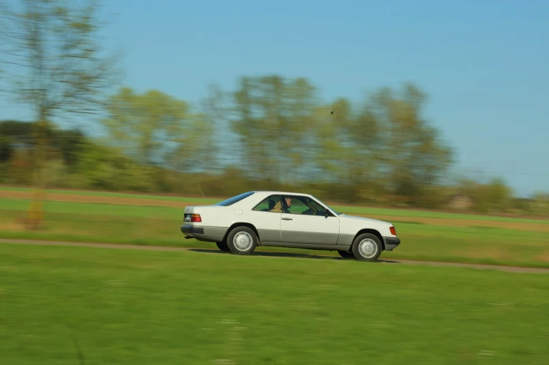 Mercedes C124 (1987-1996)