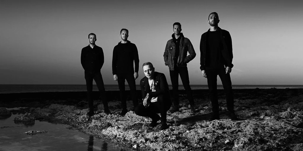 Architects kontynuują działalność po śmierci gitarzysty