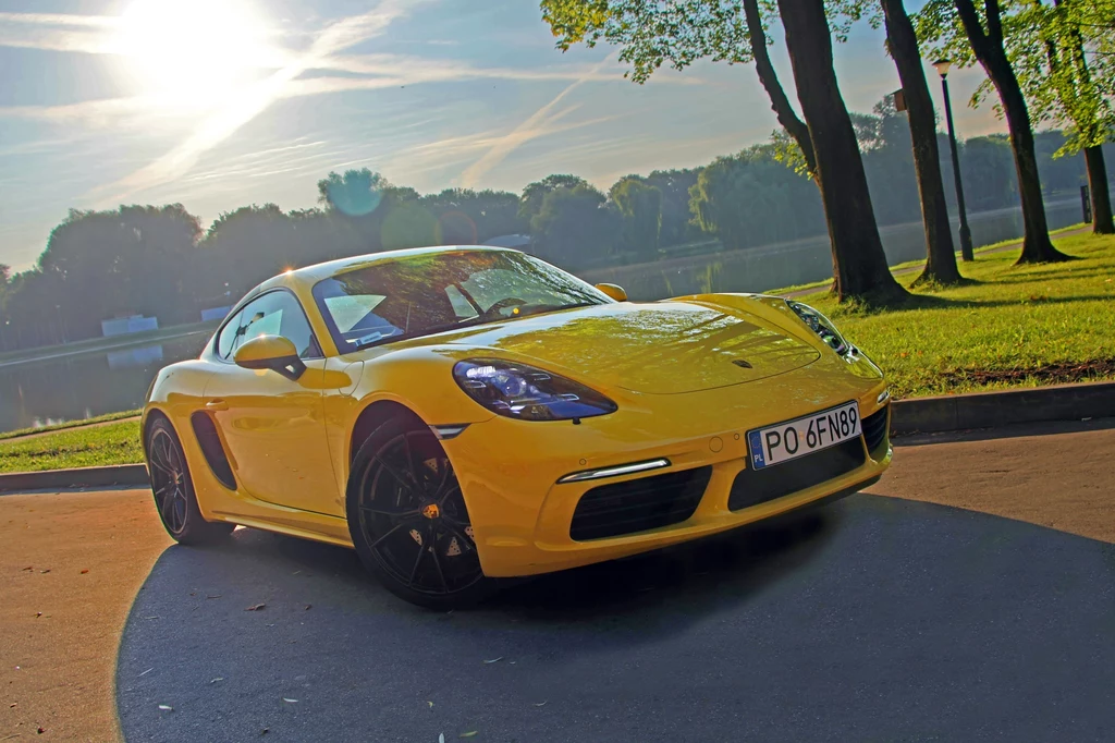 Porsche 718 Cayman