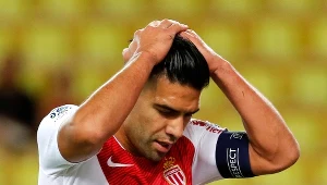 Kapitan Monaco Radamel Falcao ma powody do zmartwień. Drużyna gra słabo.