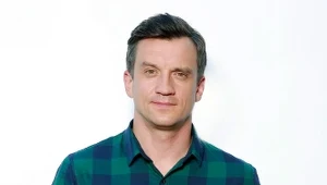 Michał Czernecki w poczuciu humoru upatruje swojej atrakcyjności na stare lata