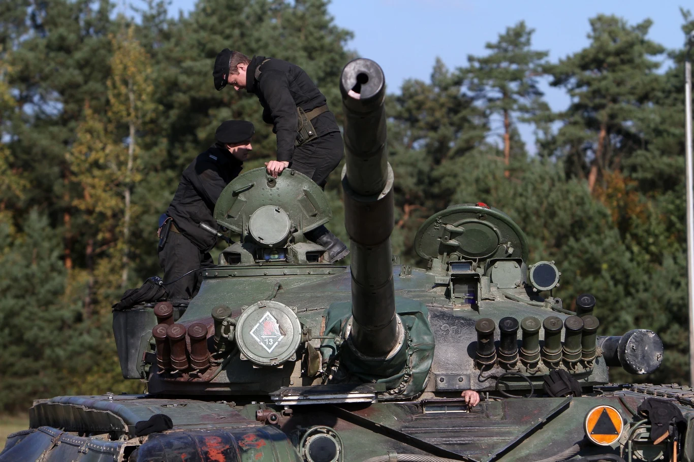 T-72 w 2010 roku podczas ćwiczeń Anakonda T-72 w 2010 roku podczas ćwiczeń Anakonda