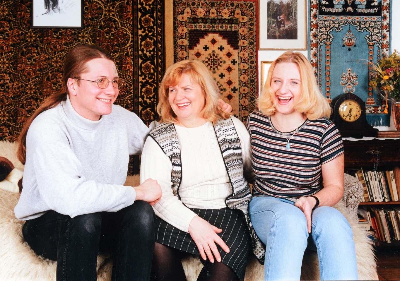 Stanisława Celińska z dziećmi, synem Mikołajem i córką Olą Stanisława Celińska z dziećmi, synem Mikołajem i córką Olą