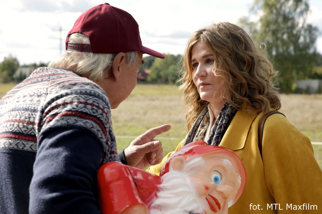 W nowej produkcji powrócimy do wsi Brzózki, gdzie po rozwodzie wraz z matką nadal mieszka Kasia (w tej roli niezmiennie Grażyna Błęcka-Kolska) i dokąd po kilku latach spędzonych u ojca w Holandii wraca syn Kasi i Pawła – trzydziestoletni Marcin Zawada (Nikodem Rozbicki).  