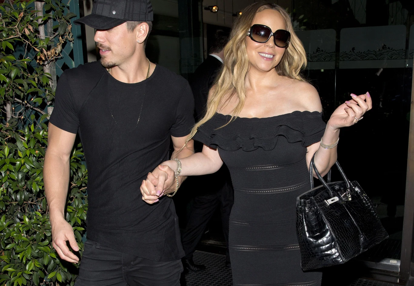 Suknia Mariah Carey podkreśliła jej szczupłą sylwetkę Suknia Mariah Carey podkreśliła jej szczupłą sylwetkę