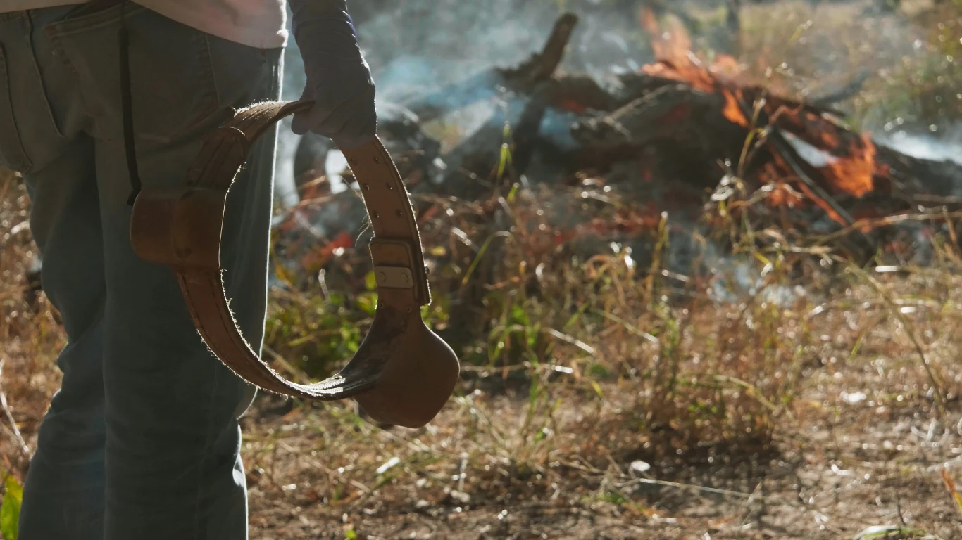 Kadr z filmu "On the Front Line: The Rangers of Gorongosa National Park" Kadr z filmu "On the Front Line: The Rangers of Gorongosa National Park"
