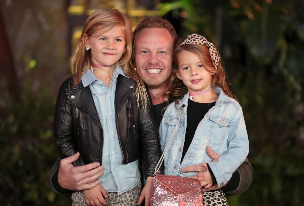 Ian Ziering z córkami