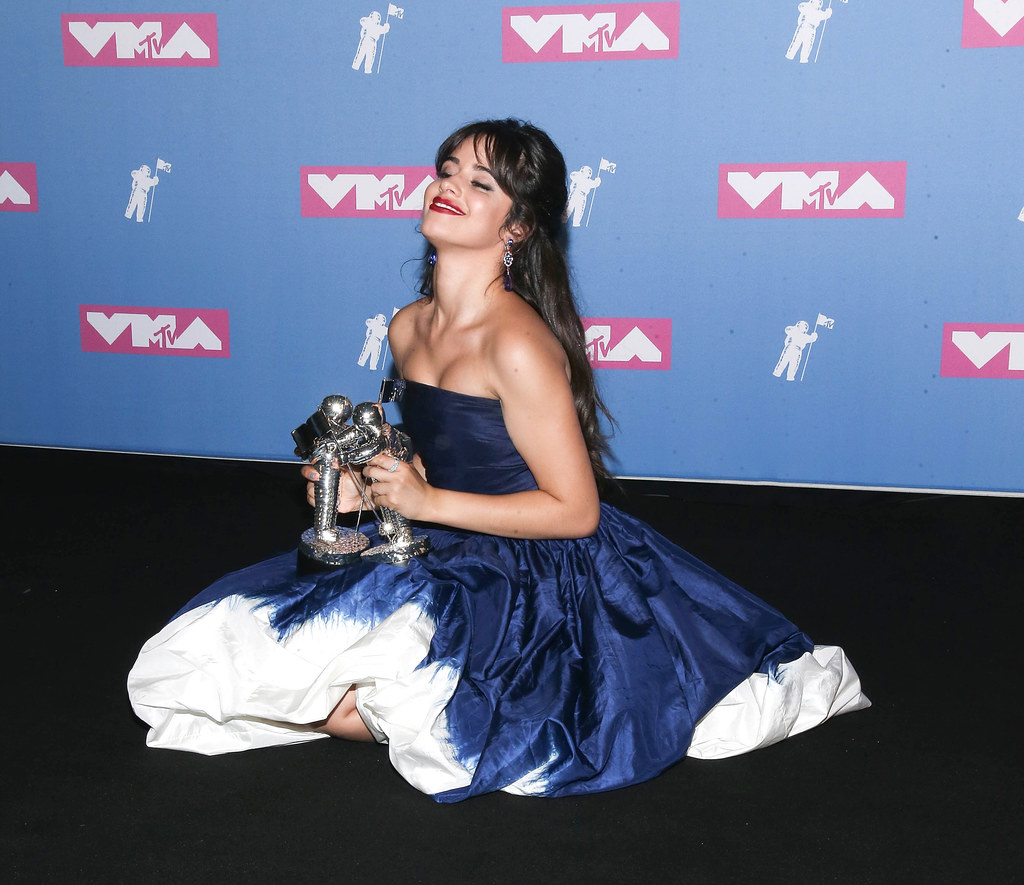 Camila Cabello idzie jak burza - w sierpniu 2018 r. odebrał dwie statuetki na gali MTV VMA