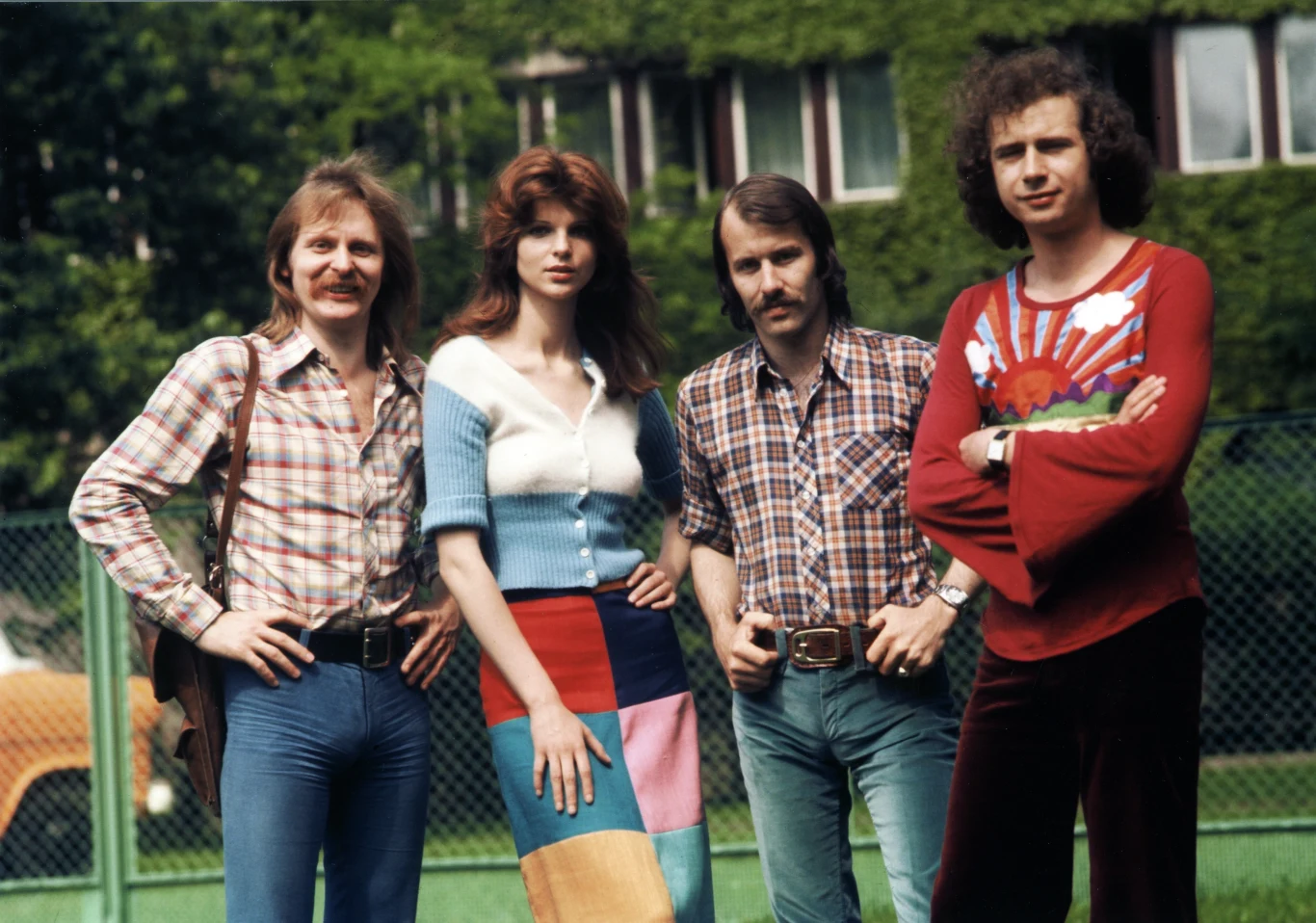 Elżbieta Dmoch i 2 plus 1 w Opolu, 1974 rok Elżbieta Dmoch i 2 plus 1 w Opolu, 1974 rok