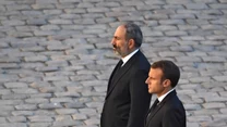 Premier Armenii Nikol Paszinian i prezydent Francji Emmanuel Macron