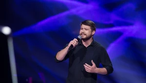 "The Voice of Poland": Wojciech Ezzat i Marcin Sójka śpiewają dalej