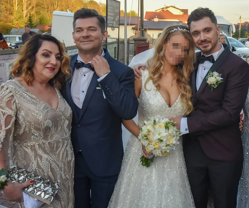 Zenon Martyniuk z żoną oraz Daniel i Ewelina