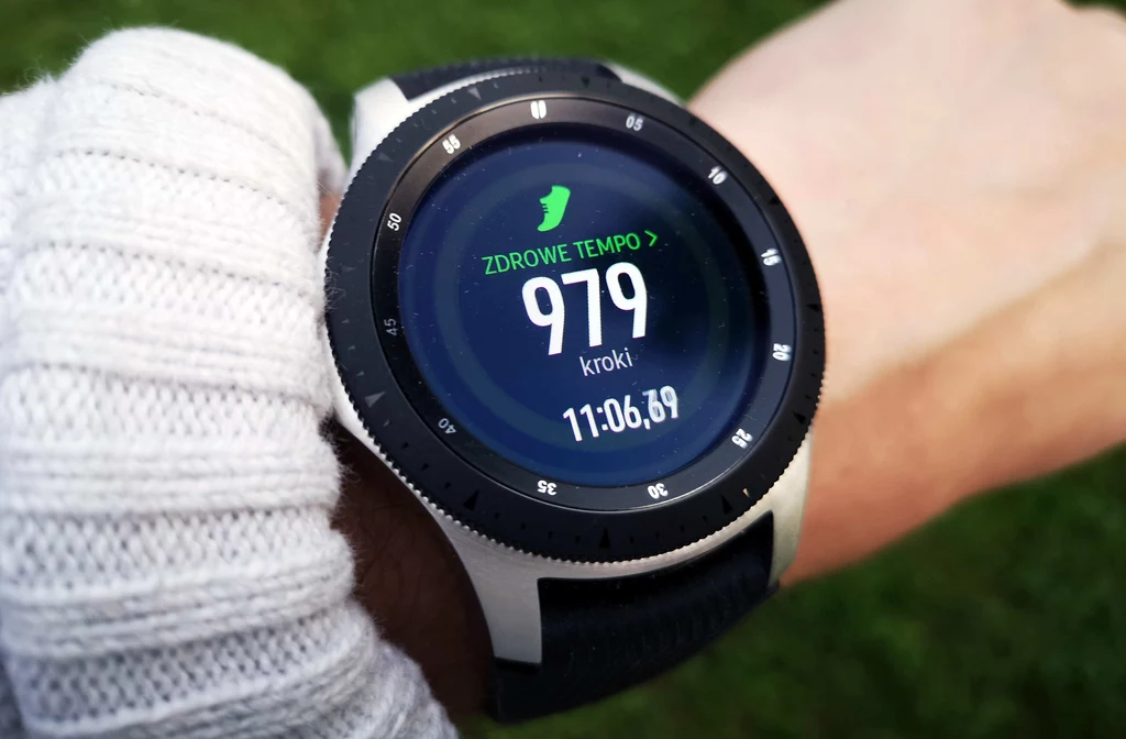 Samsung ​Galaxy Watch i jedna z funkcji pomagająca nam w utrzymaniu zdrowego stylu życia