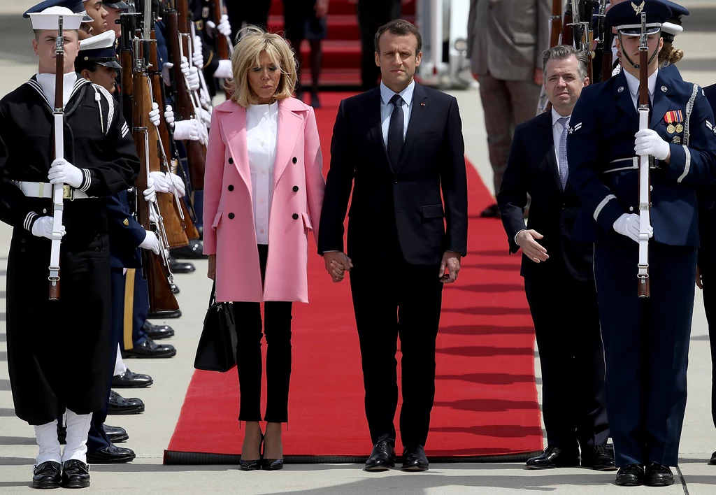 Emmanuel Macron i Brigitte Macron 