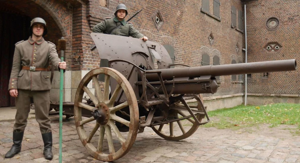 Działo ze zbiorów Muzeum Obrony Wybrzeża Ford Gerharda w Świnoujściu