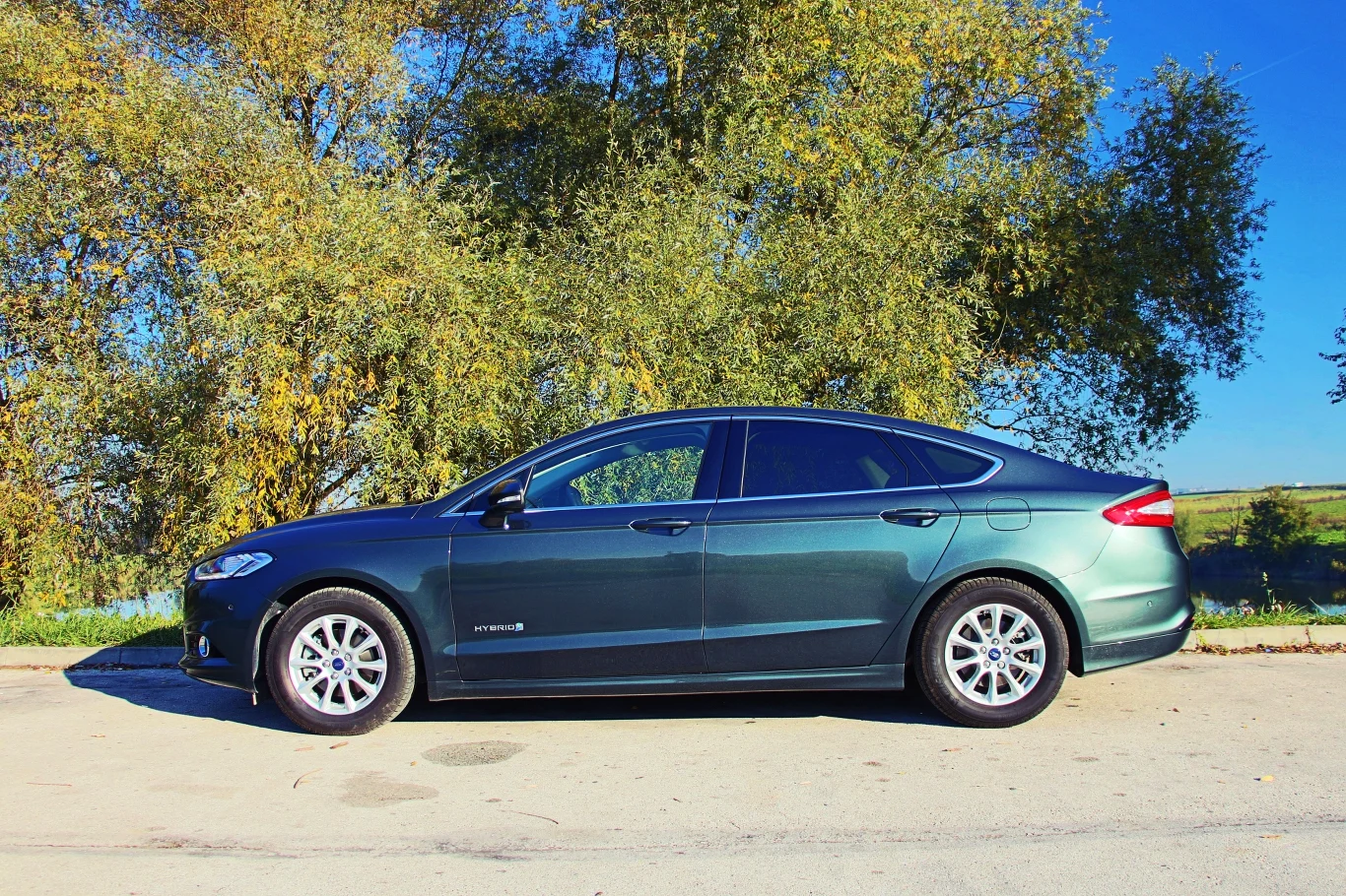 Ford Mondeo Hybrid Ford Mondeo Hybrid