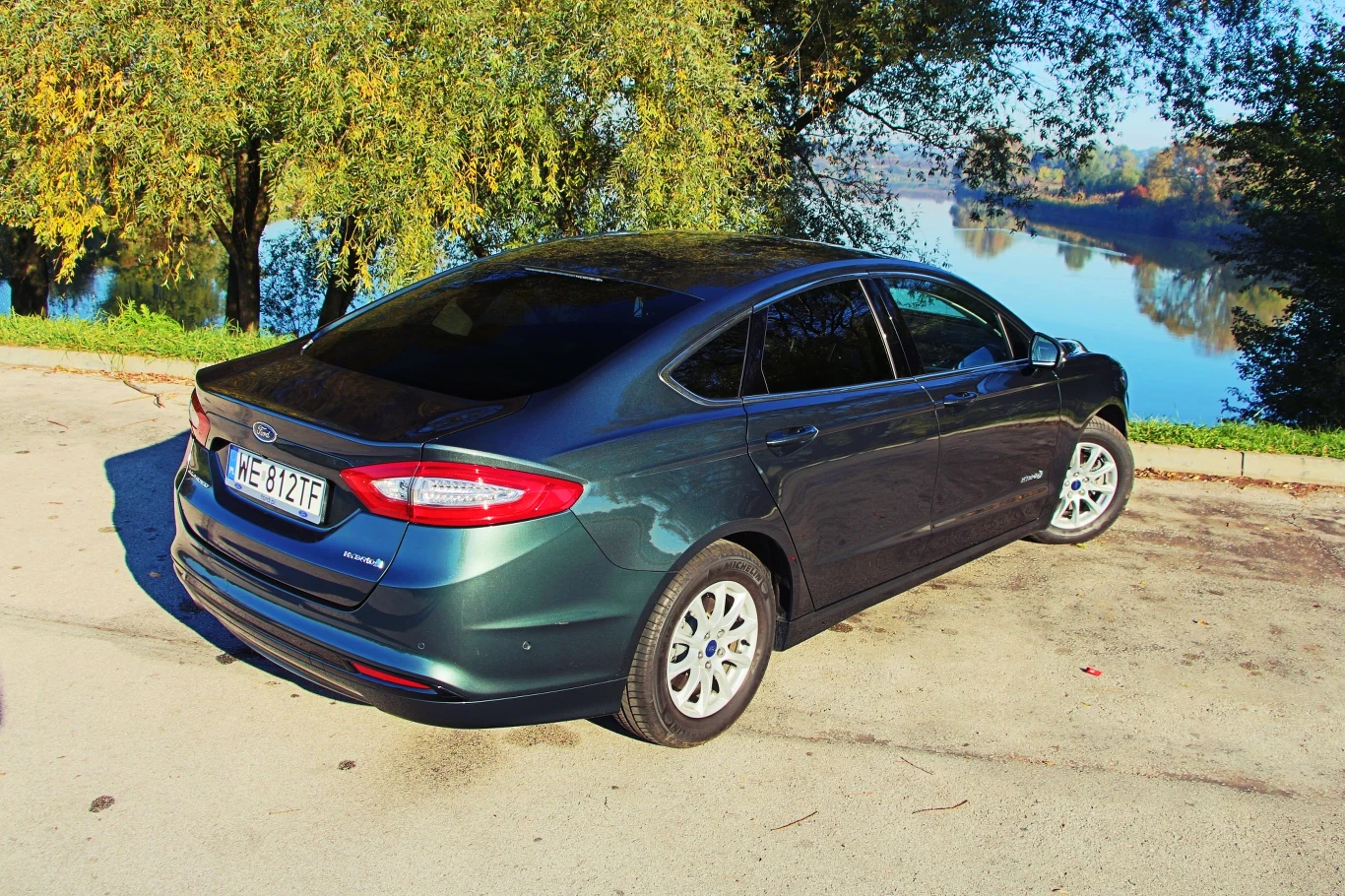Ford Mondeo Hybrid Ford Mondeo Hybrid