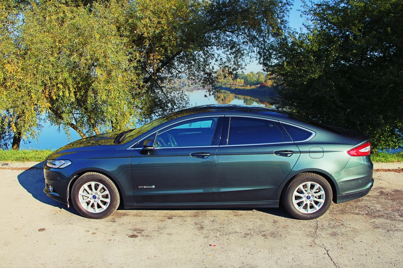 Ford Mondeo Hybrid Ford Mondeo Hybrid