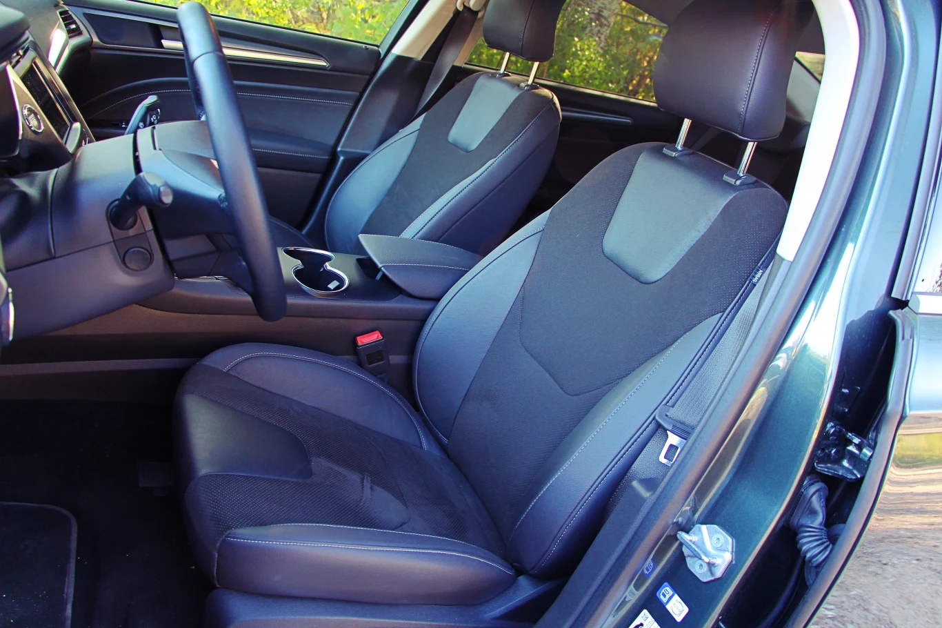 Ford Mondeo Hybrid Ford Mondeo Hybrid