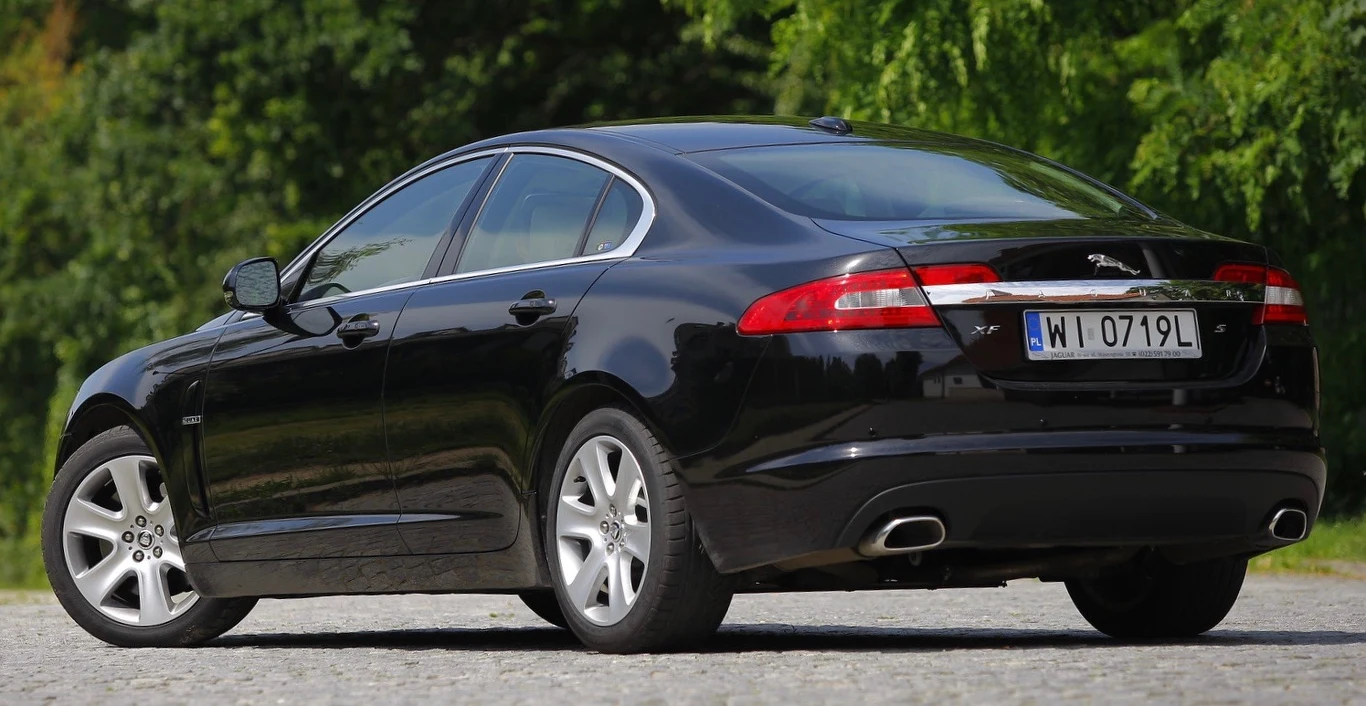 jaguar xf