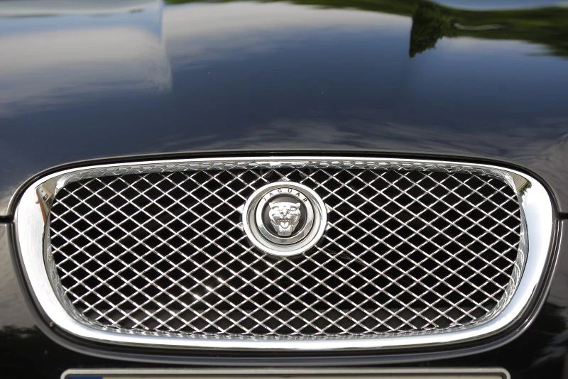 Jaguar XF (2007-2015)