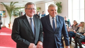 Niekwestionowanym liderem sondaży w Białymstoku jest urzędujący prezydent Tadeusz Truskolaski; na zdjęciu w towarzystwie Bronisława Komorowskiego 