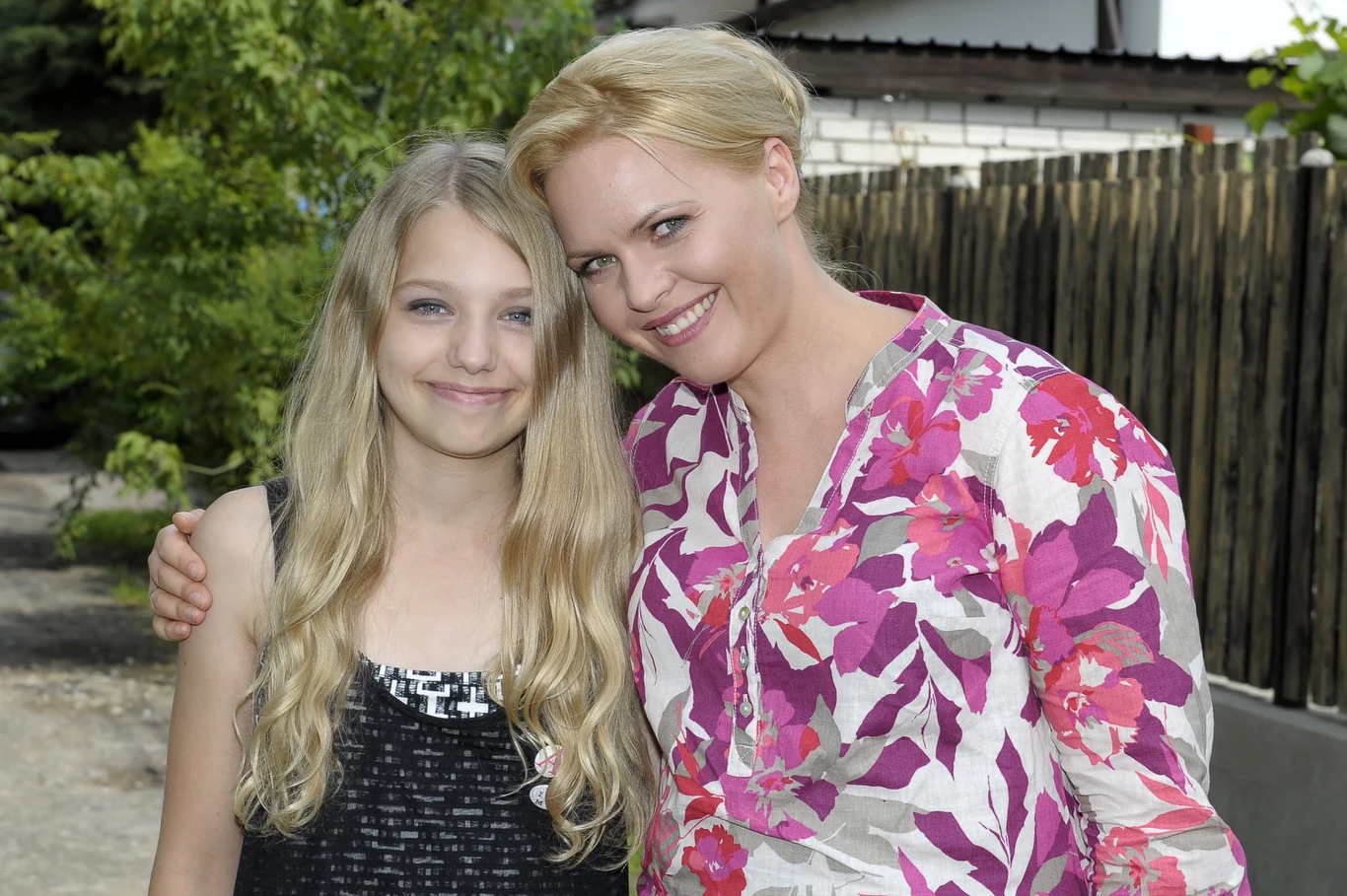 Nicole Bogdanowicz, Magda Stużyńska-Bauer na planie "Przyjaciółek" Nicole Bogdanowicz, Magda Stużyńska-Bauer na planie "Przyjaciółek"