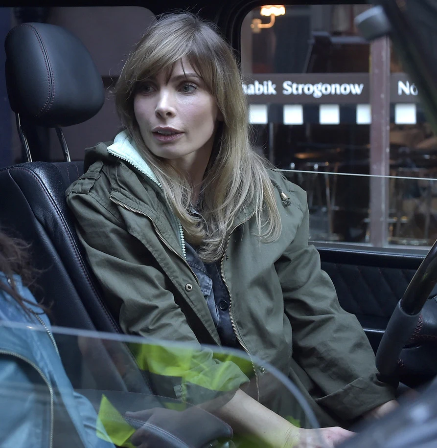 Odmieniona Agnieszka Dygant na planie "Kobiet mafii" Odmieniona Agnieszka Dygant na planie "Kobiet mafii"