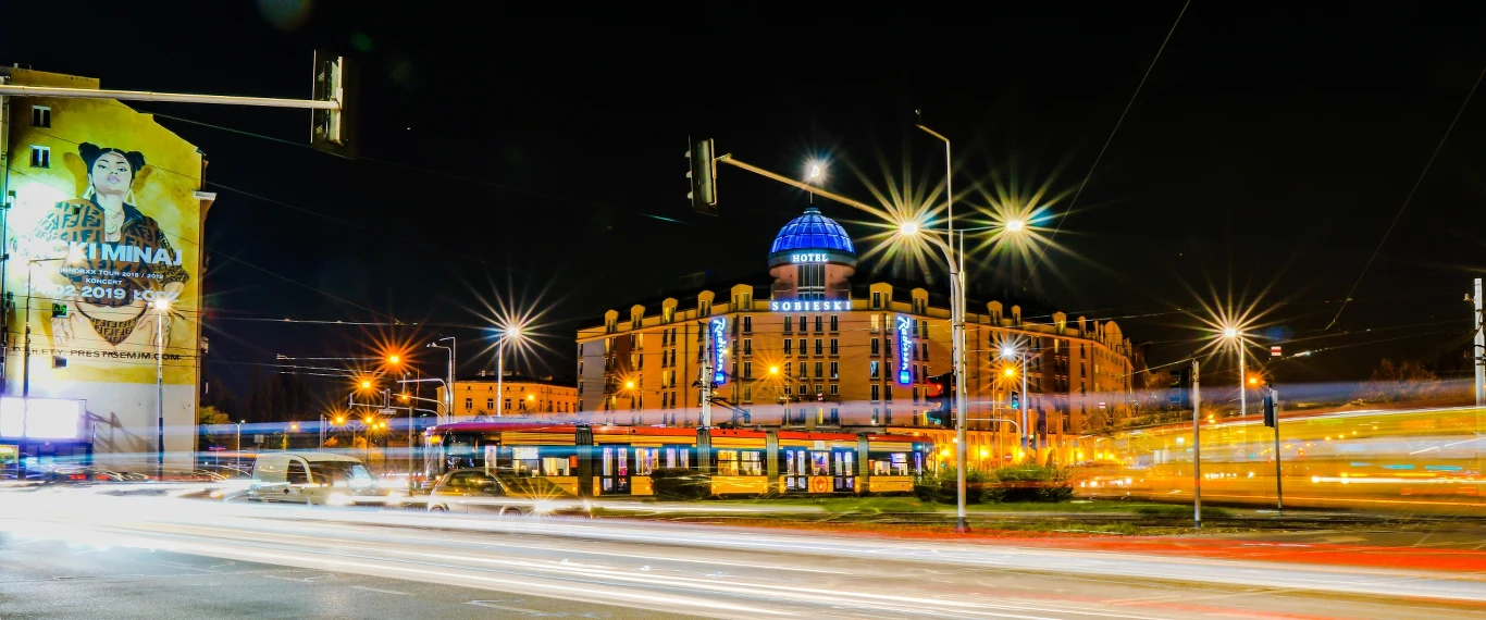 Mural Nicki Minaj w Warszawie