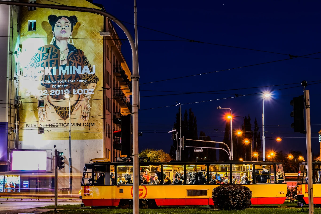 Mural Nicki Minaj w Warszawie