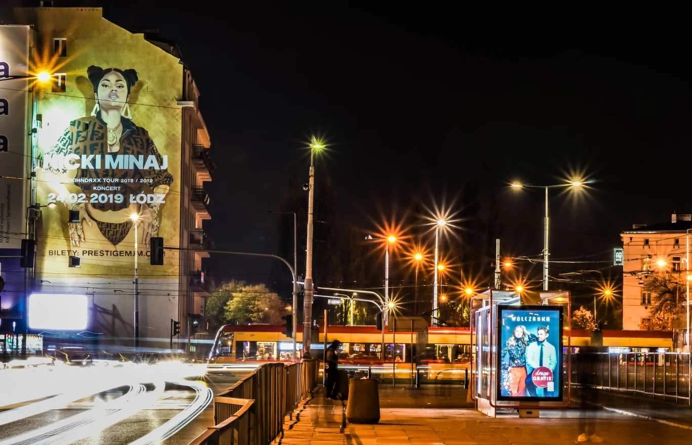 Mural Nicki Minaj w Warszawie