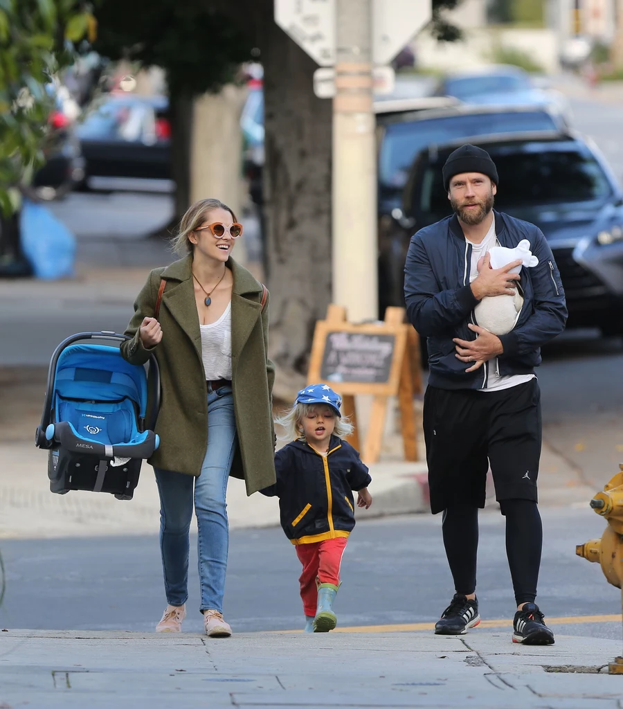  Teresa Palmer i jej mąż Mark Webbe z dziećmi