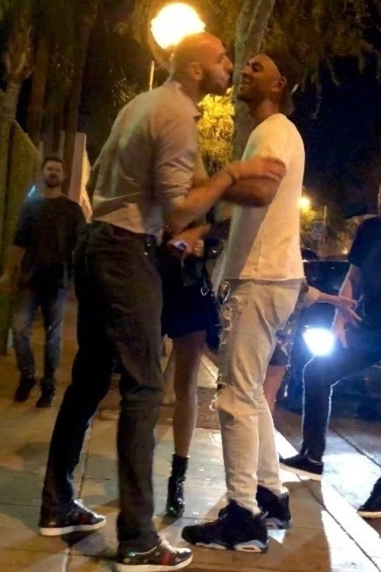 Marcin Gortat z przyjacielem