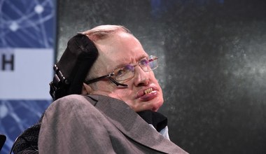 Hawking πίστευε ότι οι εξωγήινοι πολιτισμοί και τα ταξίδια στο χρόνο ήταν πιο πιθανό από την ύπαρξη του Θεού