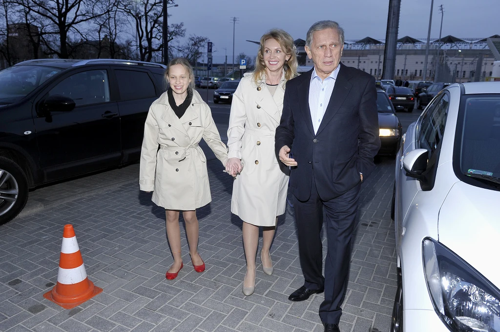 Englertowie z córką, 2013 rok Englertowie z córką, 2013 rok