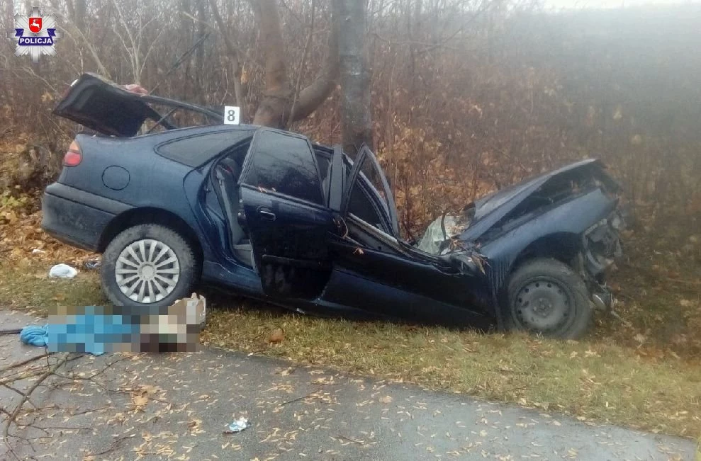 Kierowca zginął na miejscu. Jechał sam