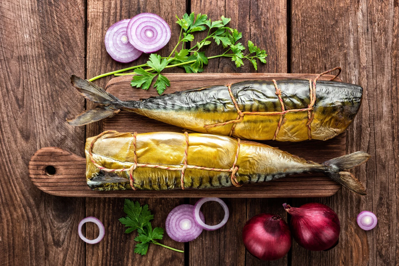 Wędzonych ryb powinny unikać kobiety w ciąży. Mogą one zawierać bakterie z rodzaju listeria monocytogenes Wędzonych ryb powinny unikać kobiety w ciąży. Mogą one zawierać bakterie z rodzaju listeria monocytogenes